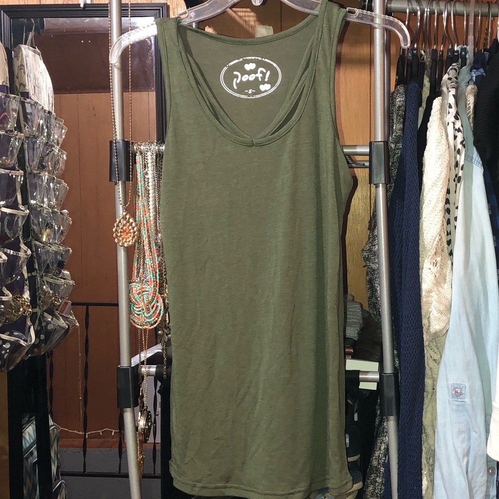 Size small green tank